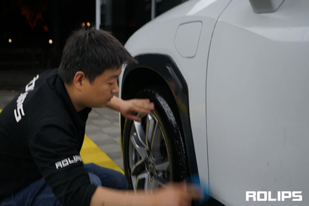 汽車(chē)要貼ROLIPS隱形車(chē)衣嗎？