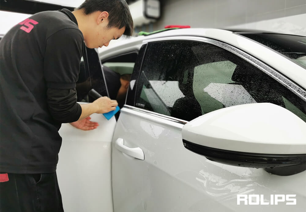 車漆上留下的膠怎么快速清除？（6）