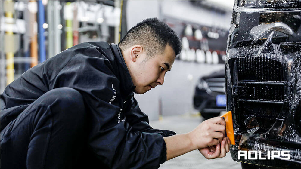 領(lǐng)克09黑色施工羅利普斯隱形車衣(圖3) 領(lǐng)克09黑色施工羅利普斯隱形車衣(圖3)
