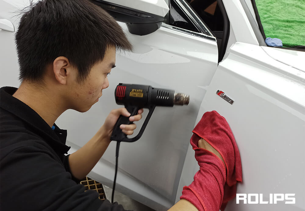車漆上留下的膠怎么快速清除？